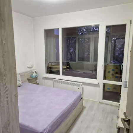 Apartament Teo - Botev Stadium - Center